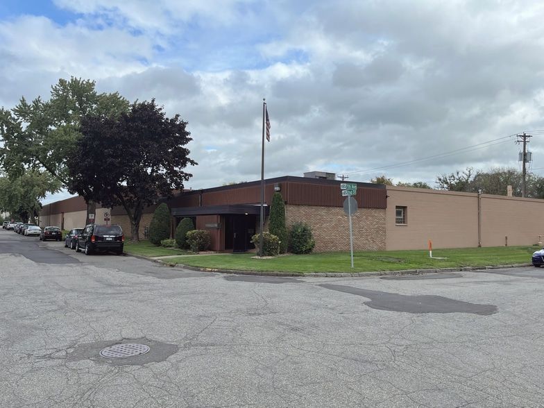 644 2nd Street, St. Paul Park MN — 80,350 SF Class B industrial warehouse facility for lease